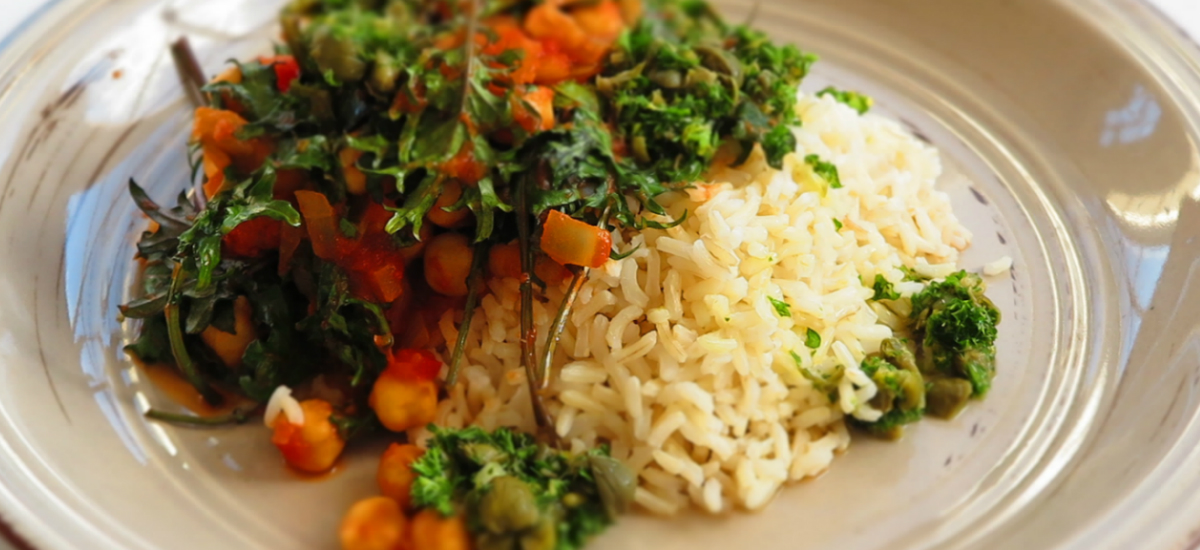 Moroccan chickpeas with brown rice, spinach and preserved lemon harissa