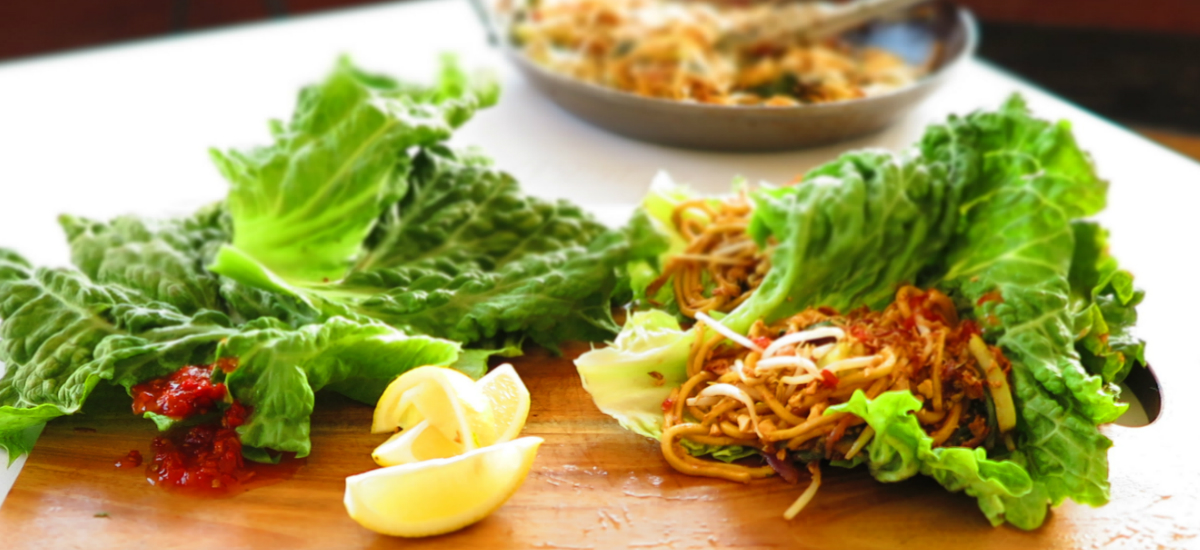 Mei goreng - noodle lettuce wraps