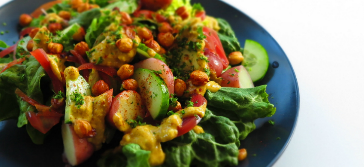 Ranch salad with mini potatoes and smoky crispy chickpeas