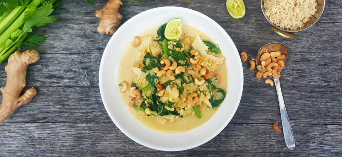 Lime leaf cauliflower dahl with spinach, brown rice and toasted cashews